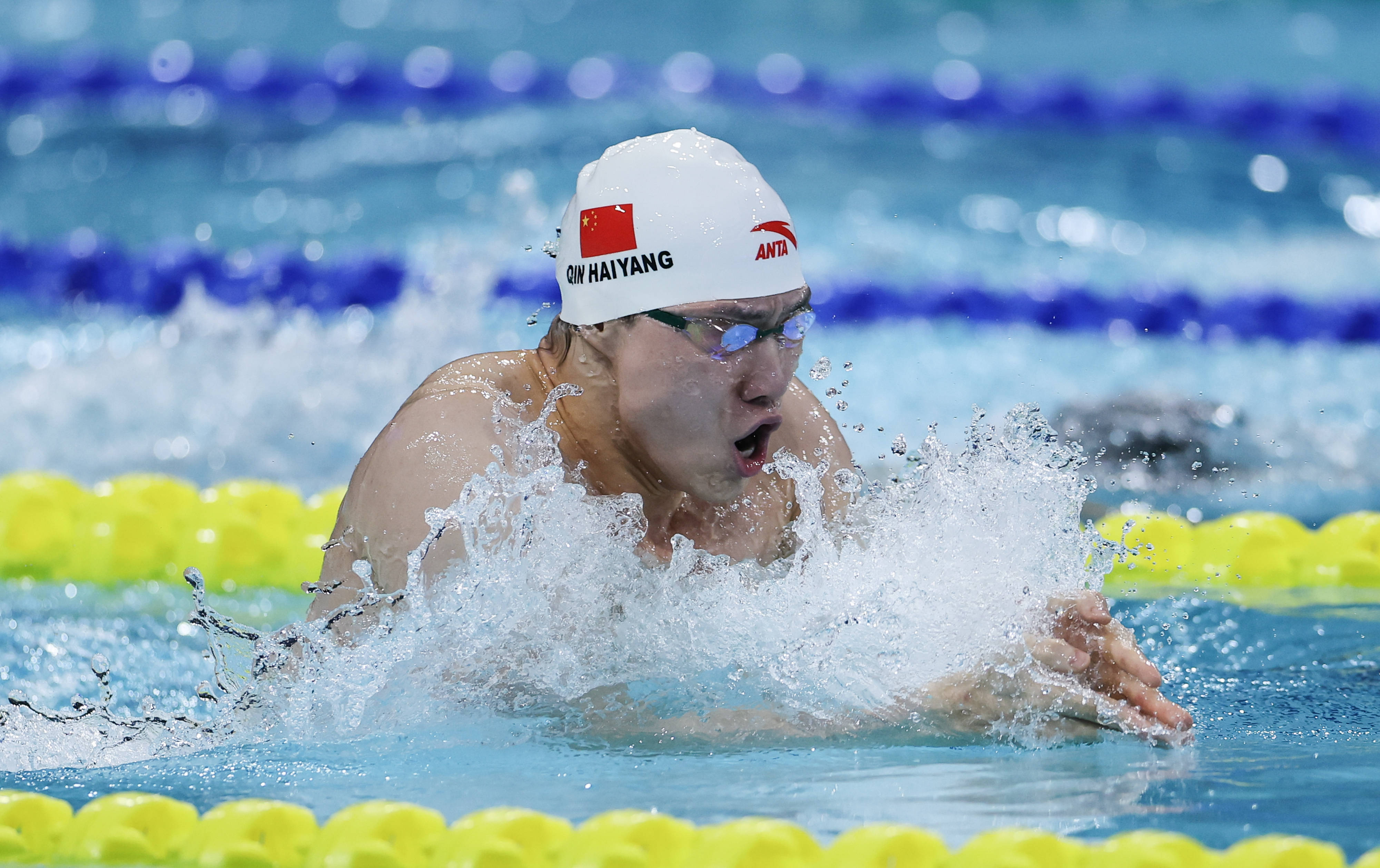 游泳选手发挥出色,荣膺最佳MVP 游泳选手发挥出色,荣膺最佳MVP