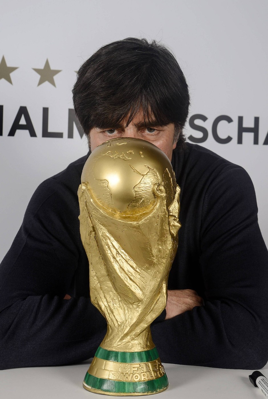 马来西亚队碾压德国队，黄鸭组合惊艳四座