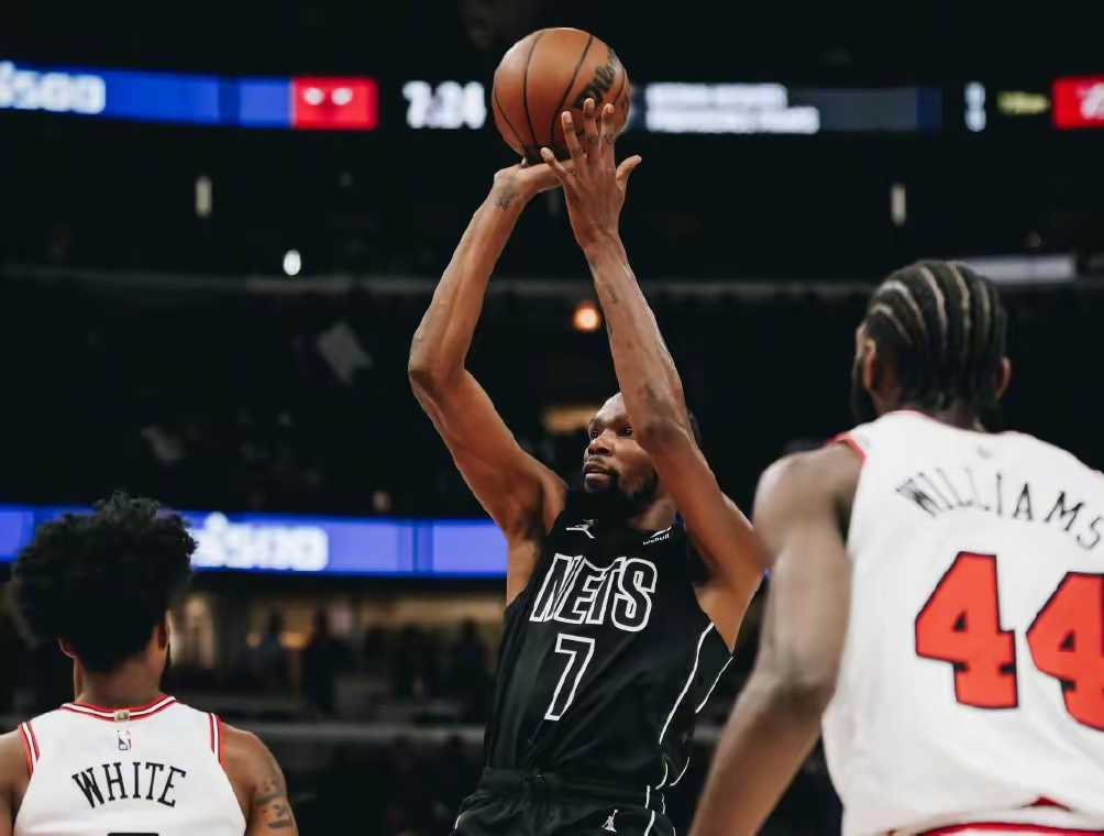 鹈鹕绝杀凯尔特人，伦纳德刷新纪录