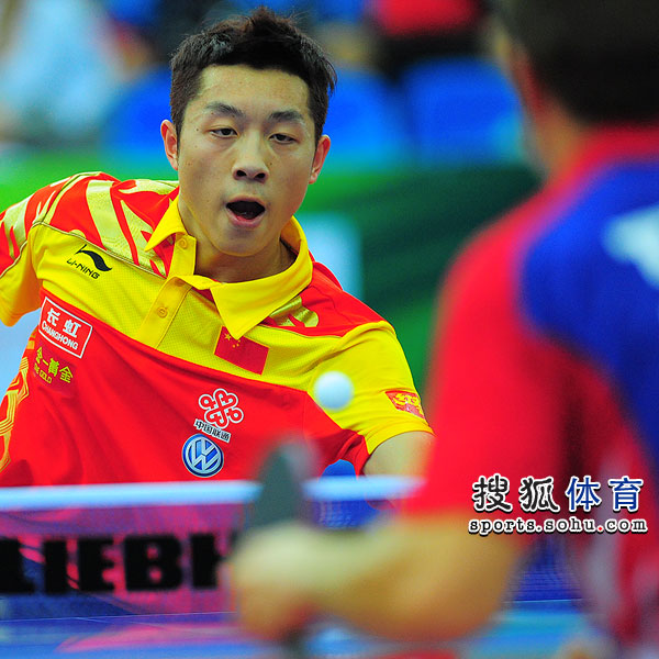 英格兰队逆转法国队，许昕关键制胜