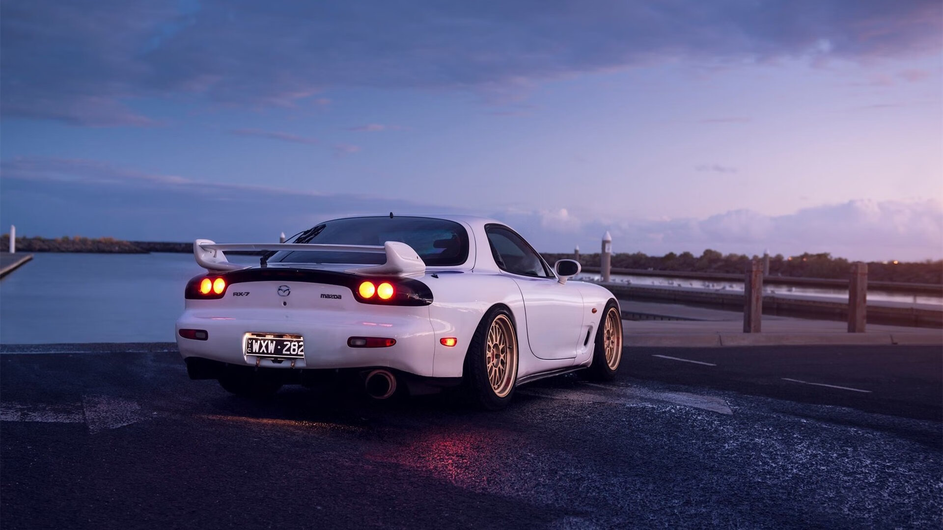 赛道逆袭,红牛二队的影子战争与周冠宇的破晓时刻