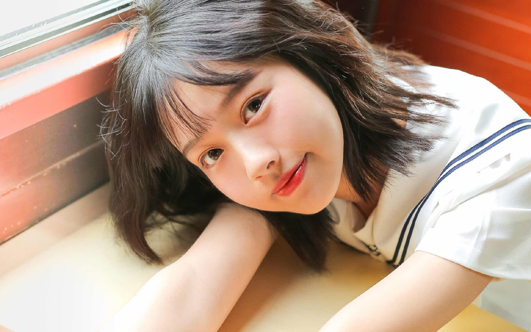 爱游戏官方入口-灰色交响曲与熔金色的光,拜仁碾碎多特蒙德,托尼引爆钢铁交响