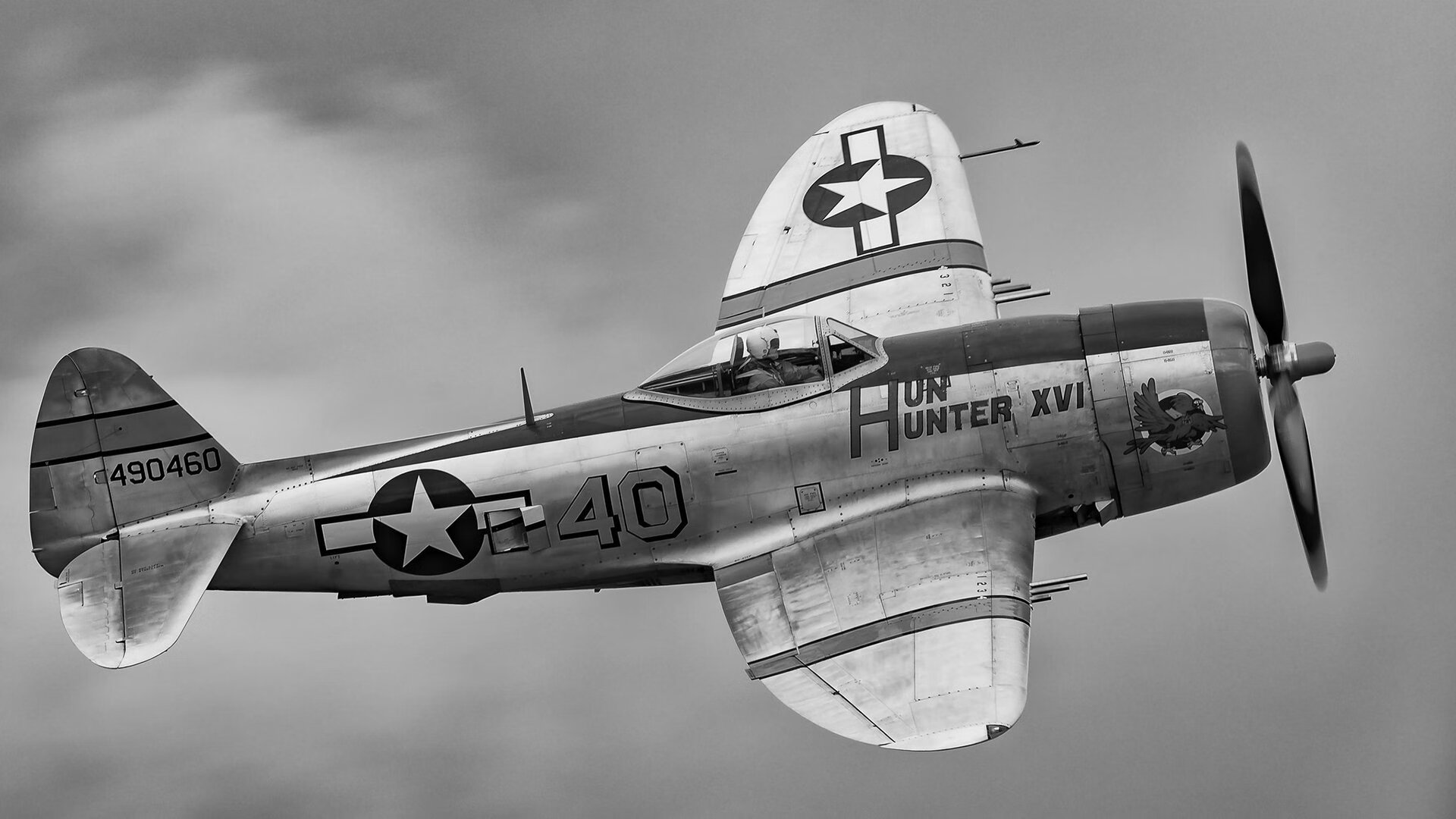 爱游戏娱乐-银剑刺破火墙，威廉姆斯用唯一性翻盘，拉塞尔刷新赛道永恒密码