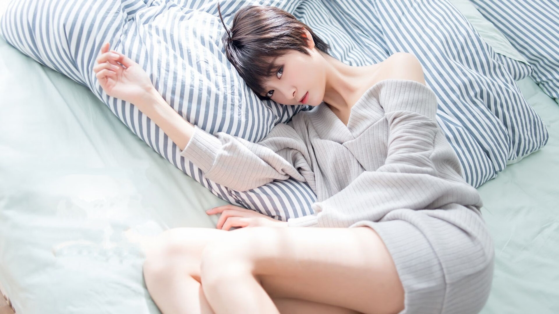 爱游戏下载-关键时刻，霍勒迪的三重奏，凯尔特人靠防守与智慧锁定胜局