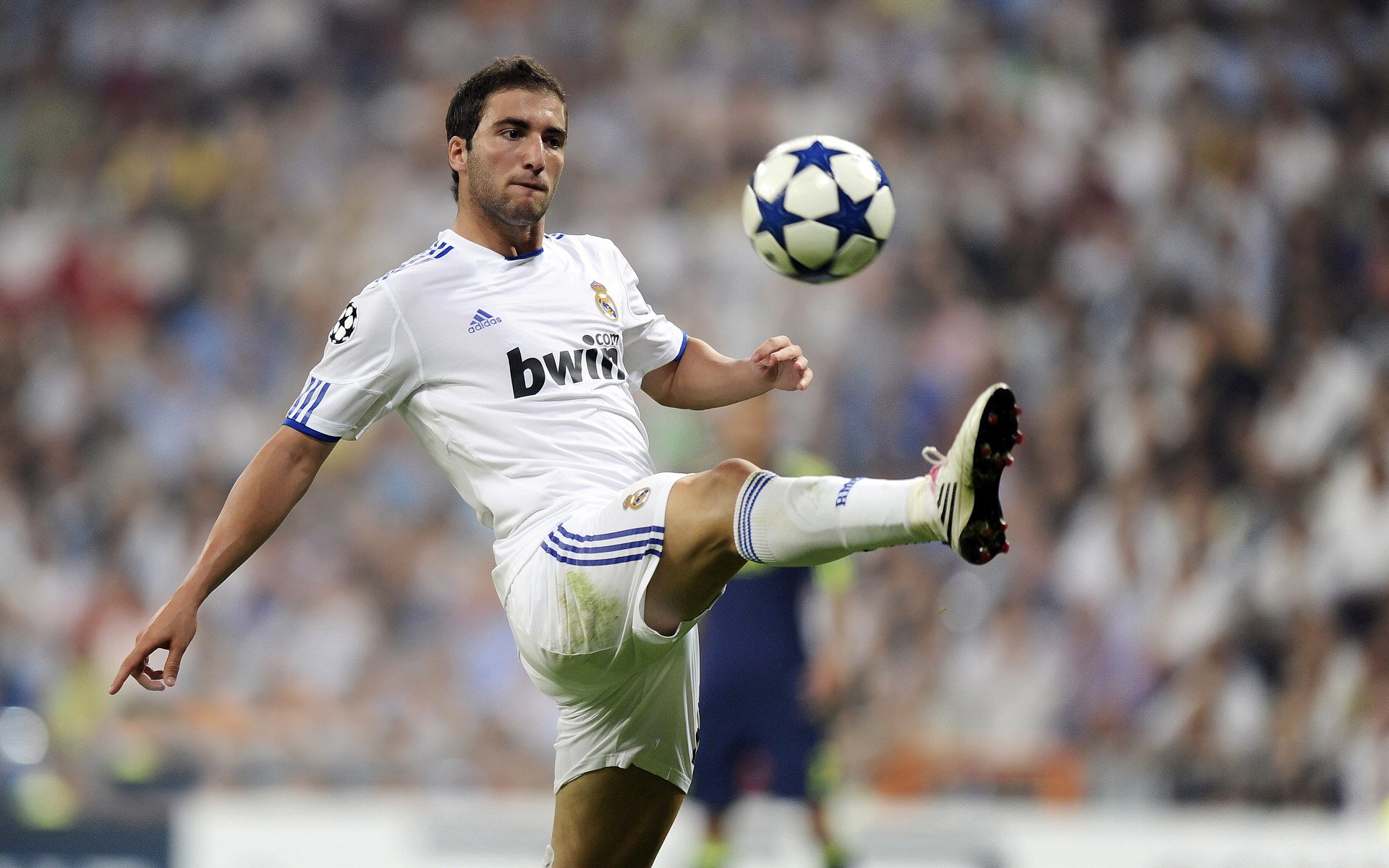 低调的定音鼓，奥利维耶如何在防线上奏响锁死乐章